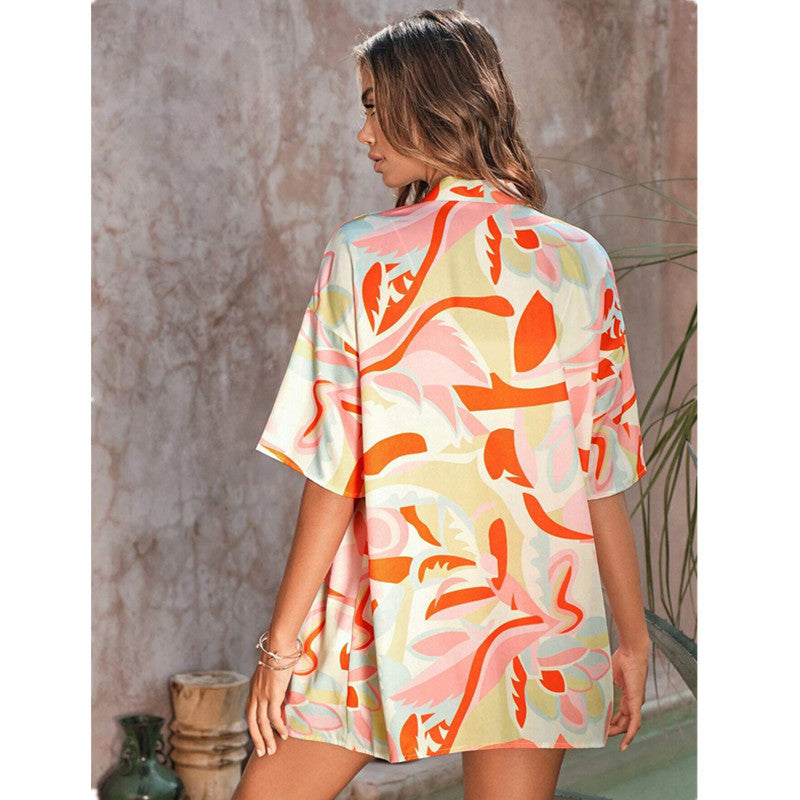 🌴 Tropical Print 2-Piece Lounge Set – Relaxed Vibes in One Bold Look